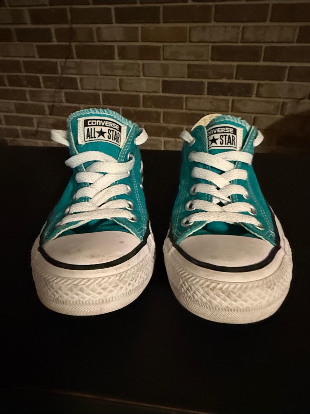 Converse Teal Low Top Sneakers with White Accents worn twice (like new)